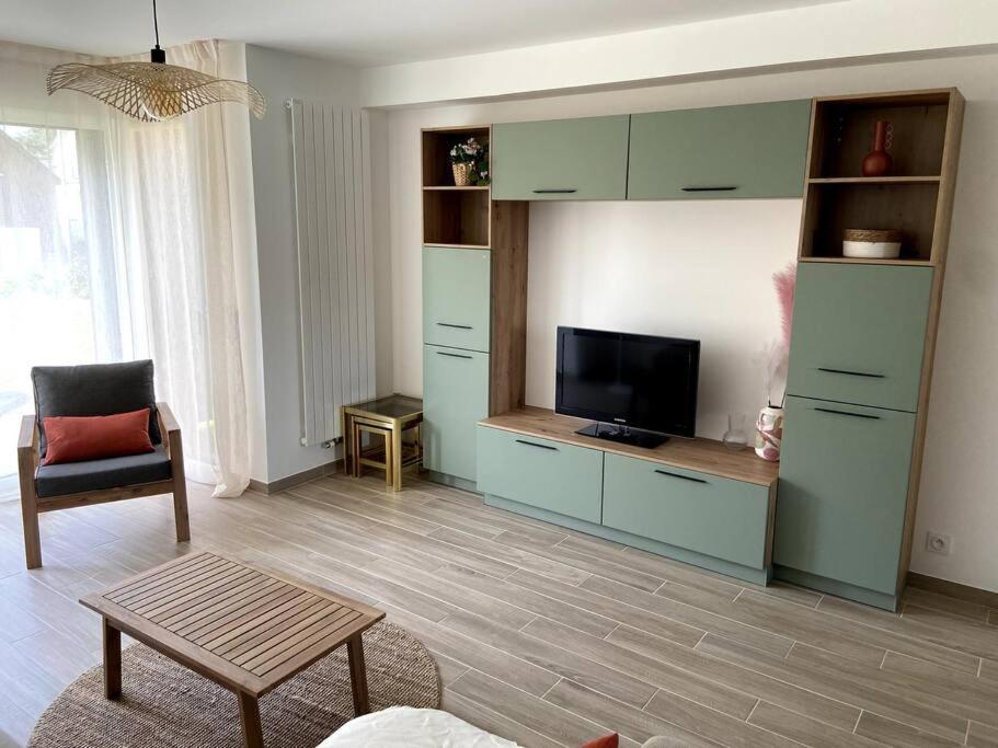 Cancoon - Location Appartement De Vacances Cancale Exteriör bild
